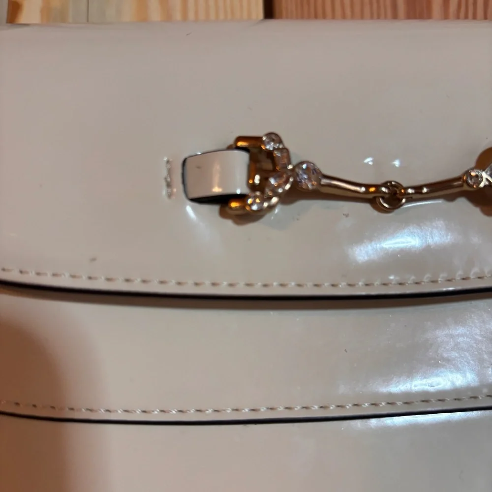 Sam Edelman - Picture 3 of 5